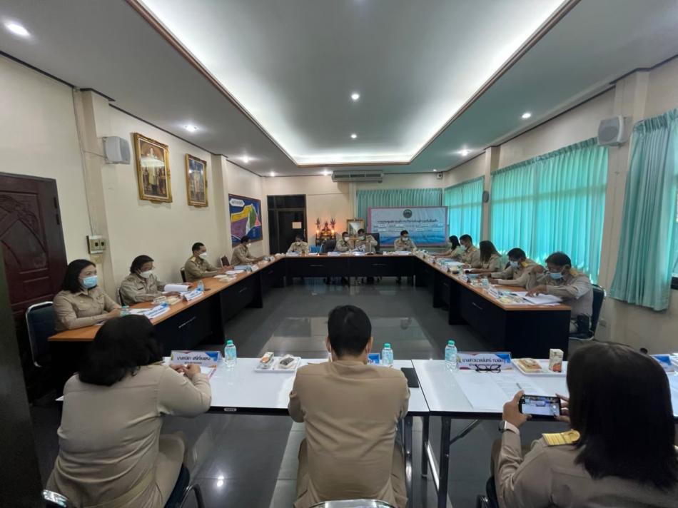 การประชุมสภาครั้งที่ ๑/๒๕๖๕ เมื่อวันที่ ๖ มกราคม ๒๕๖๕ เพื่อแถลงนโยบายการบริหารงานขององคการบริหารส่วนตำบลทับตีเหล็ก โดยนายอำนาจ หนูมงกุฎ นายกองค์การบริหารส่วนตำบลทับตีเหล็ก นายจำรัส ธรรมโชติ ประธานสภาองค์การบริหารส่วนตำบลทับตีเหล็ก โดยมีการจัดทำประกาศองค์การบริหารส่วนตำบลทับตีเหล็ก จำนวน ๓ ฉบับ ประกอบด้วย ประกาศว่าด้วยประมวลจริยธรรมของข้าราชการการเมืองท้องถิ่นฝ่ายบริหาร / ประกาศว่าด้วยประมวลจริยธรรมของข้าราชการการเมืองท้องถิ่นฝ่ายสภาท้องถิ่น และประกาศว่าด้วยประมวลจริยธรรมของข้าราชการการเมืองท้องถิ่นฝ่ายข้าราชการ องค์การบริหารส่วนตำบลทับตีเหล็ก พ.ศ. ๒๕๖๕